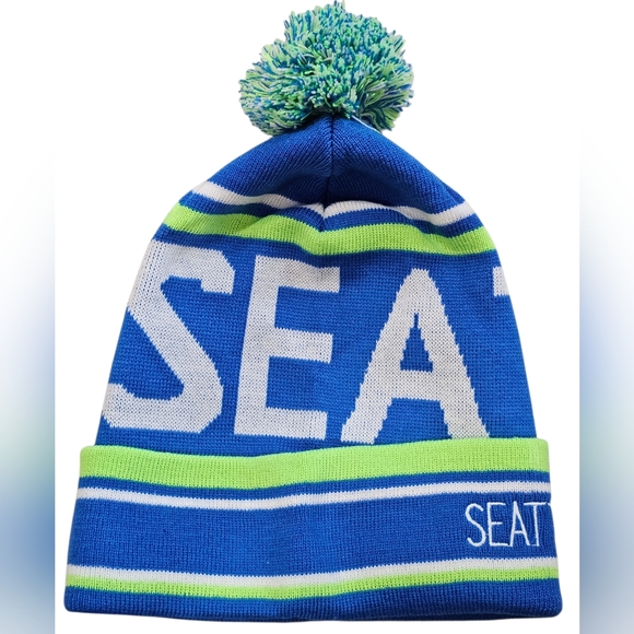 Seattle Seahawks Unisex Pom Pom Knit Beanie. One Size.  New With Out Tags - Picture 2 of 2
